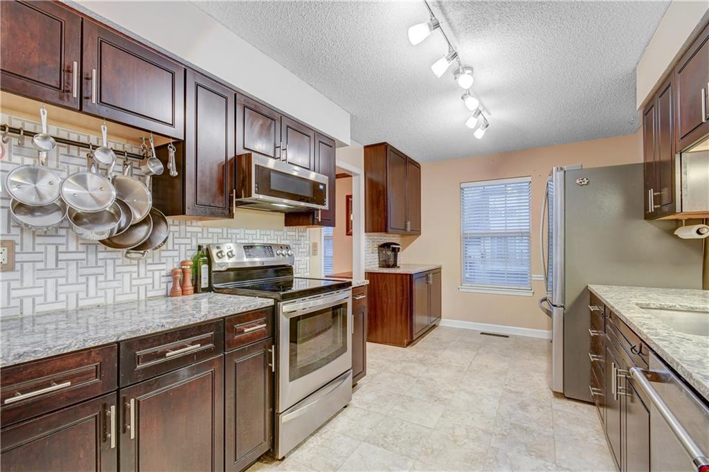 29 W Bannister Road