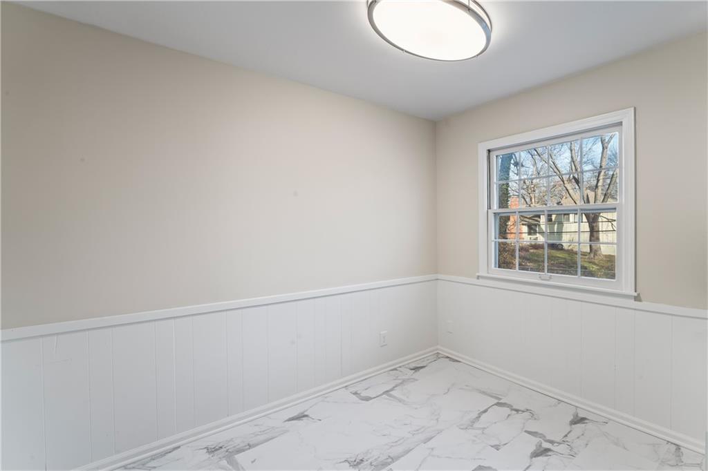 7916 W 97th Street