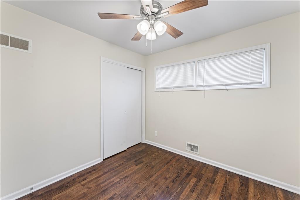 7916 W 97th Street