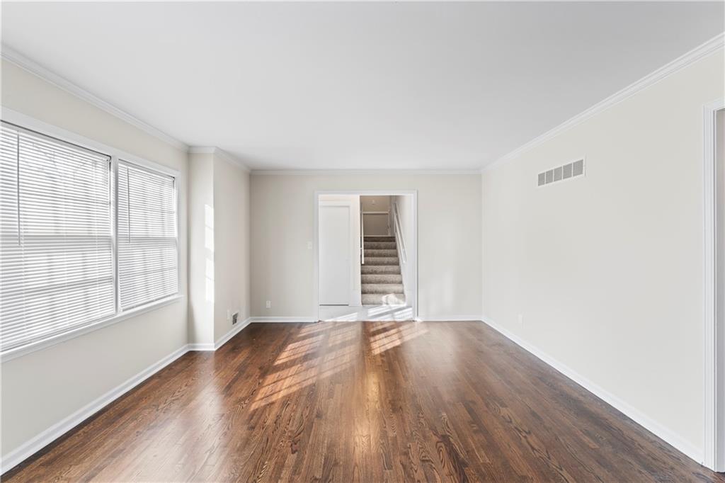 7916 W 97th Street
