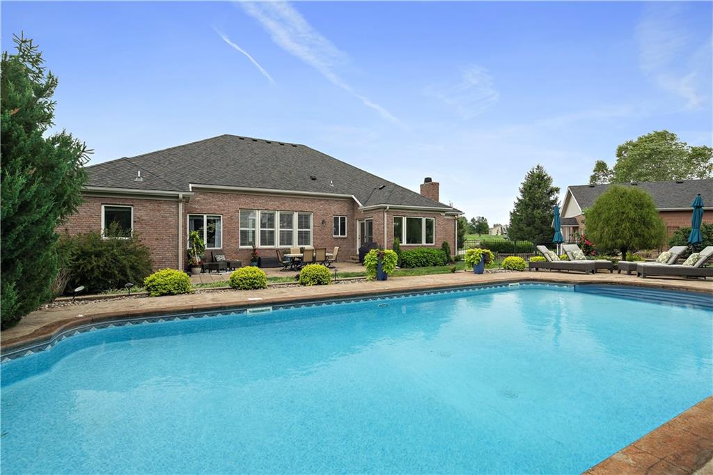25206 LAWNWOOD Court