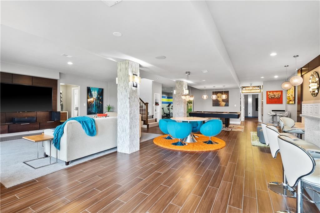 25206 LAWNWOOD Court