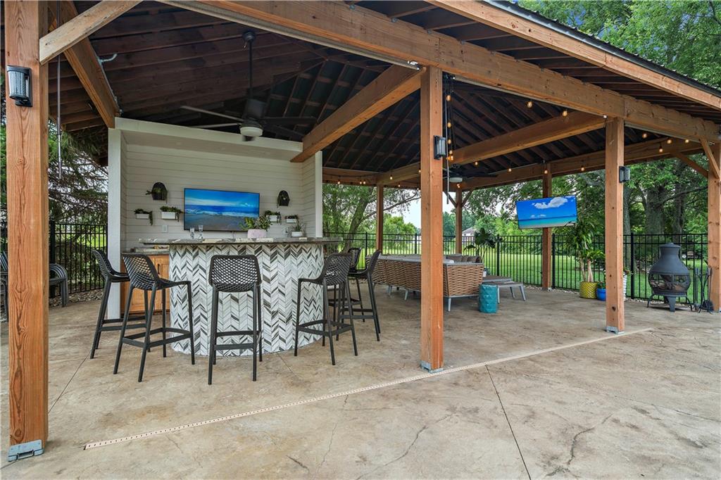 25206 LAWNWOOD Court