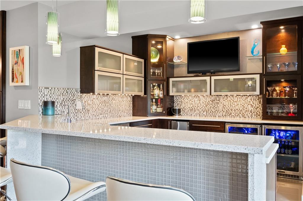 25206 LAWNWOOD Court