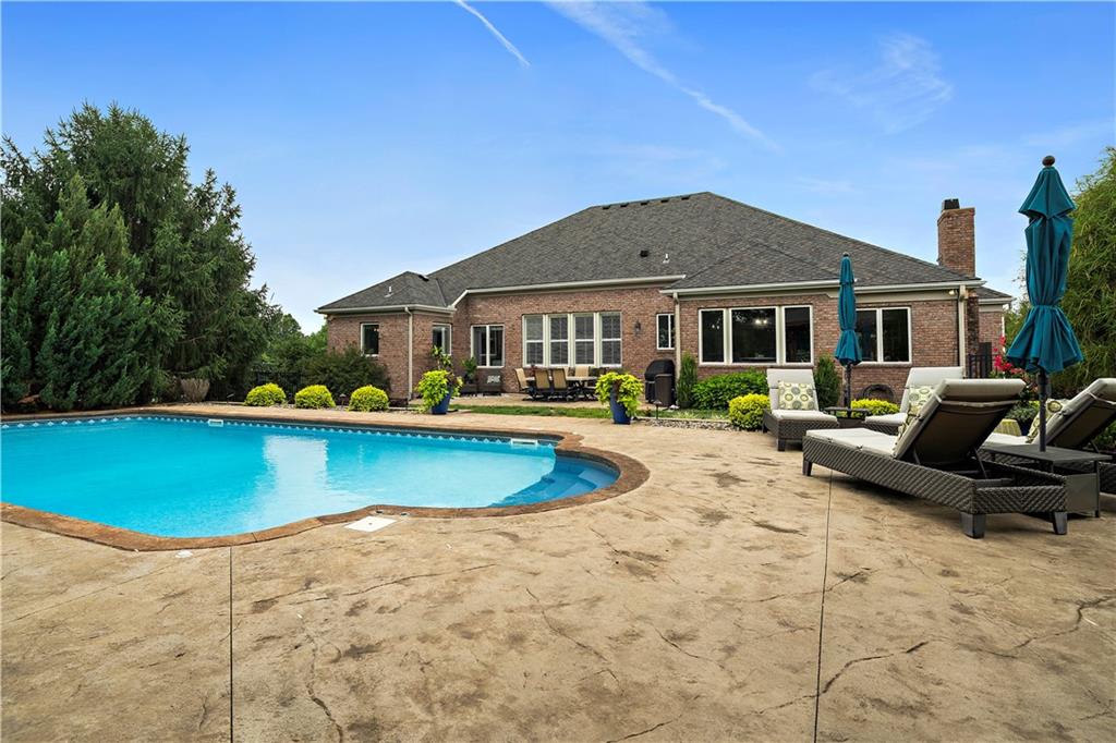 25206 LAWNWOOD Court