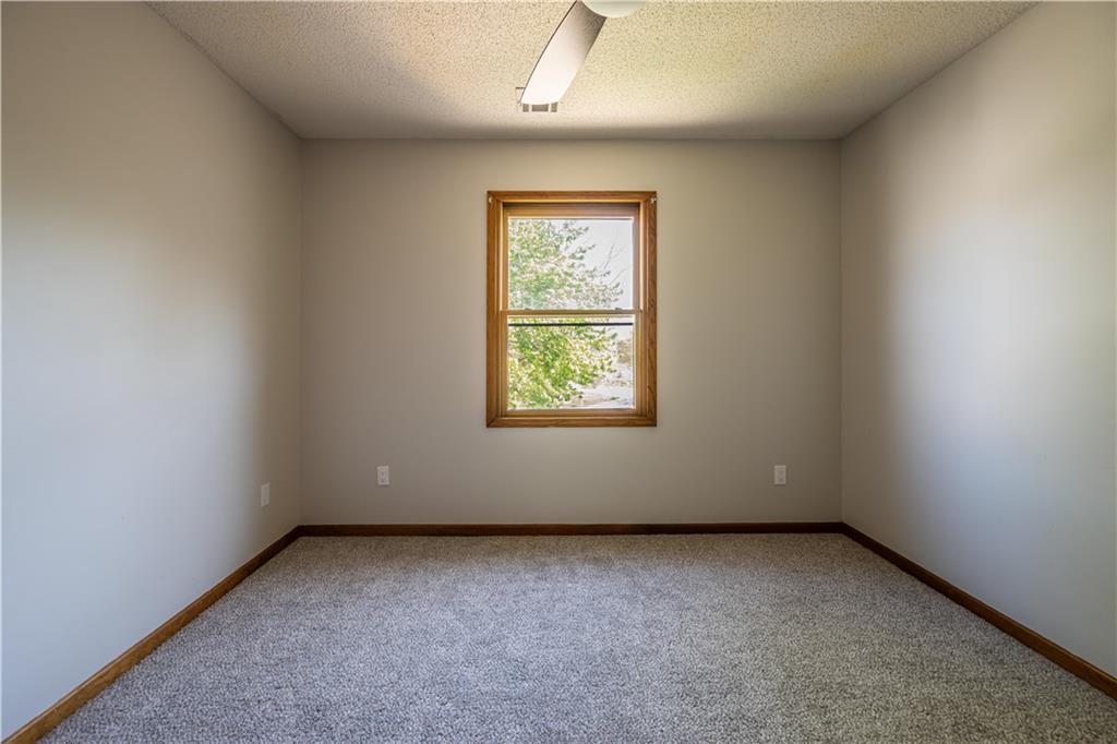 2309 NE Quonset Court