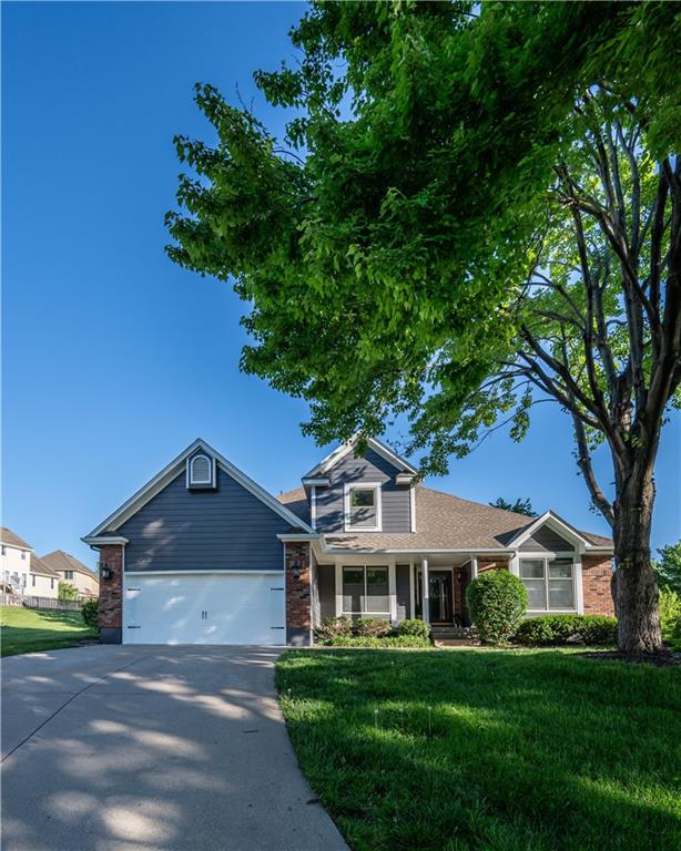 2309 NE Quonset Court