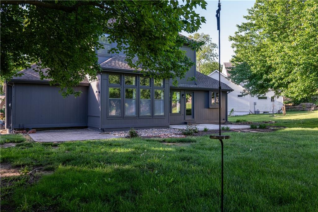 2309 NE Quonset Court