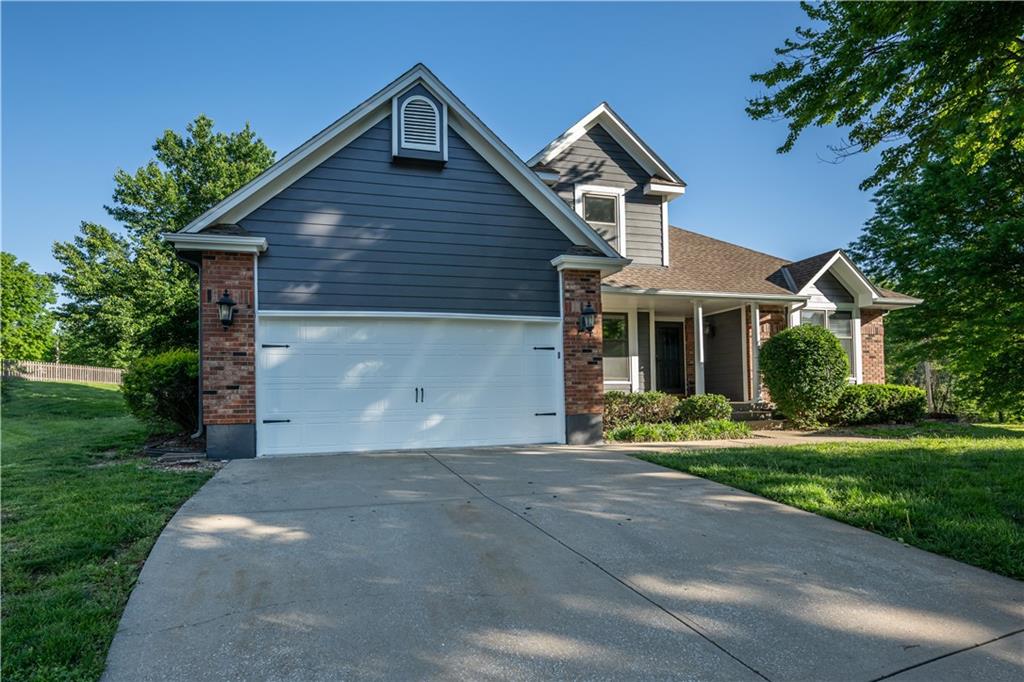 2309 NE Quonset Court