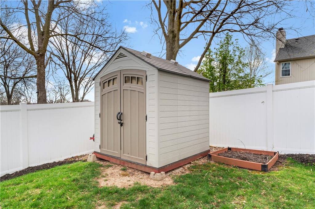 3205 NE 71st Street
