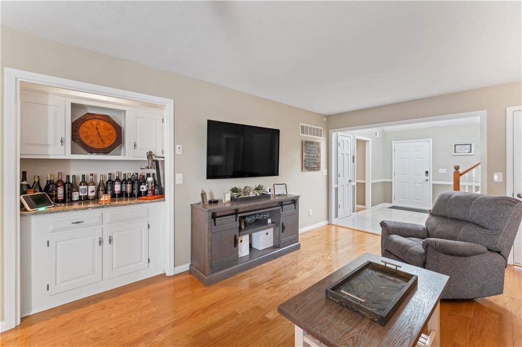 3205 NE 71st Street