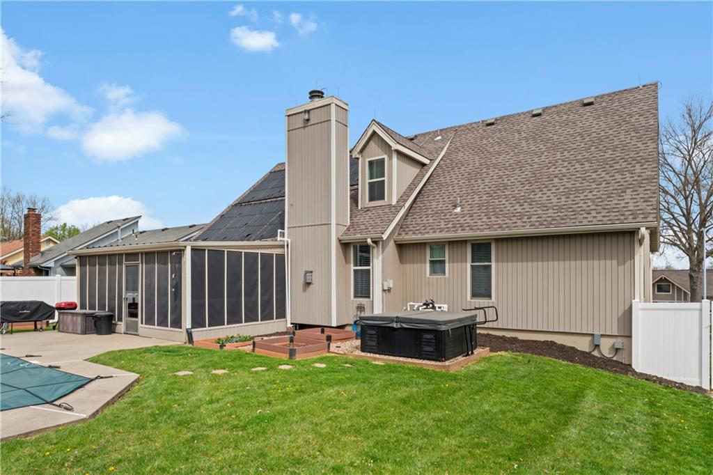 3205 NE 71st Street