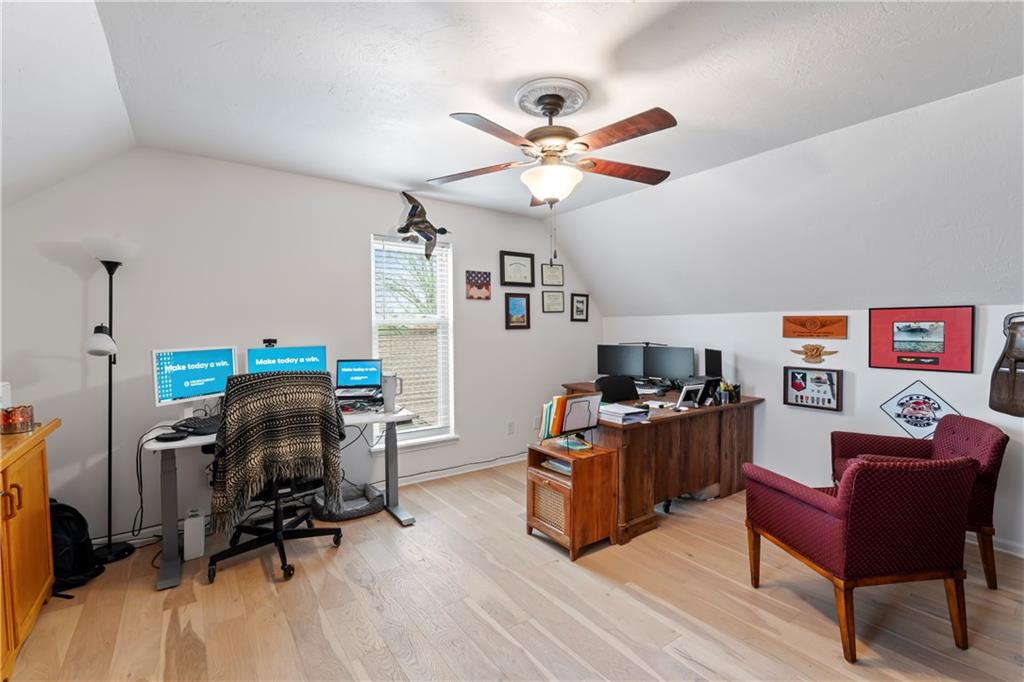 3205 NE 71st Street