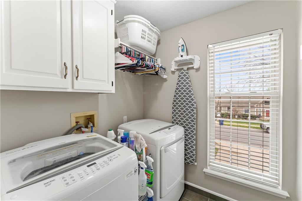 3205 NE 71st Street