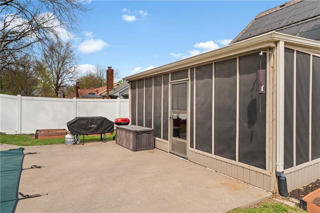 3205 NE 71st Street