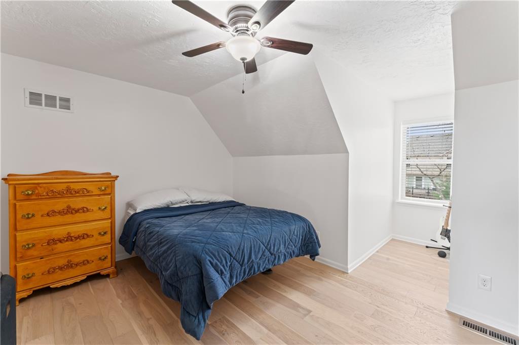 3205 NE 71st Street