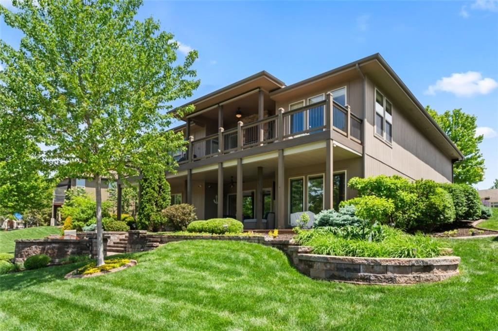 4484 SW Raintree Shore Drive