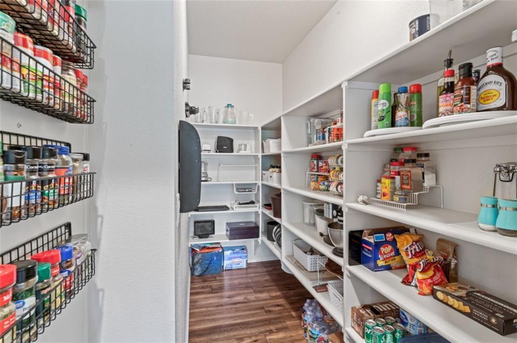 4484 SW Raintree Shore Drive