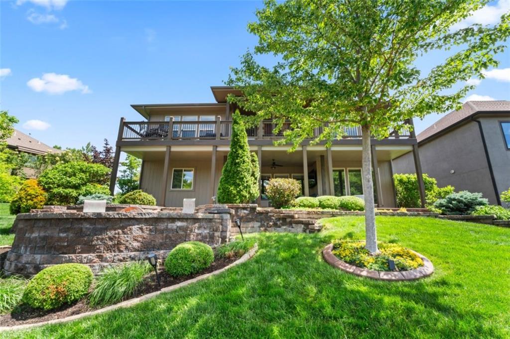 4484 SW Raintree Shore Drive