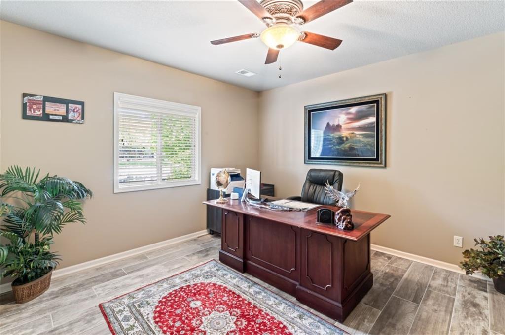 4484 SW Raintree Shore Drive