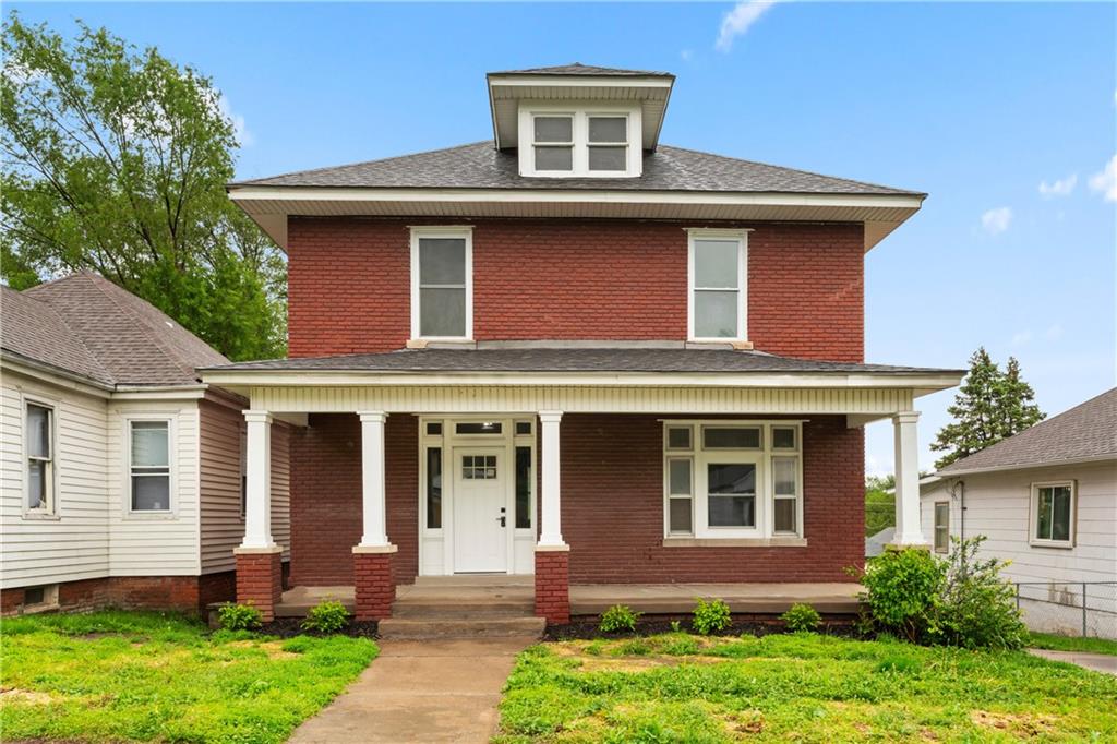 807 S 15th Street