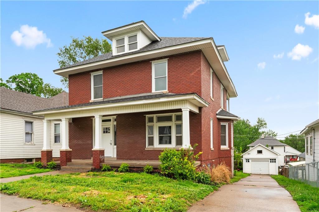 807 S 15th Street