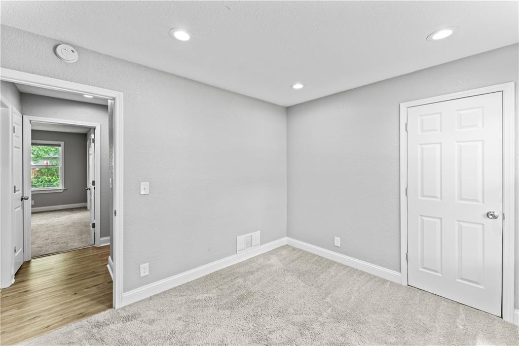 14216 S Summertree Lane