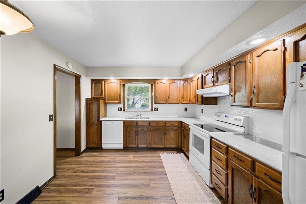 7511 NW 81st Street