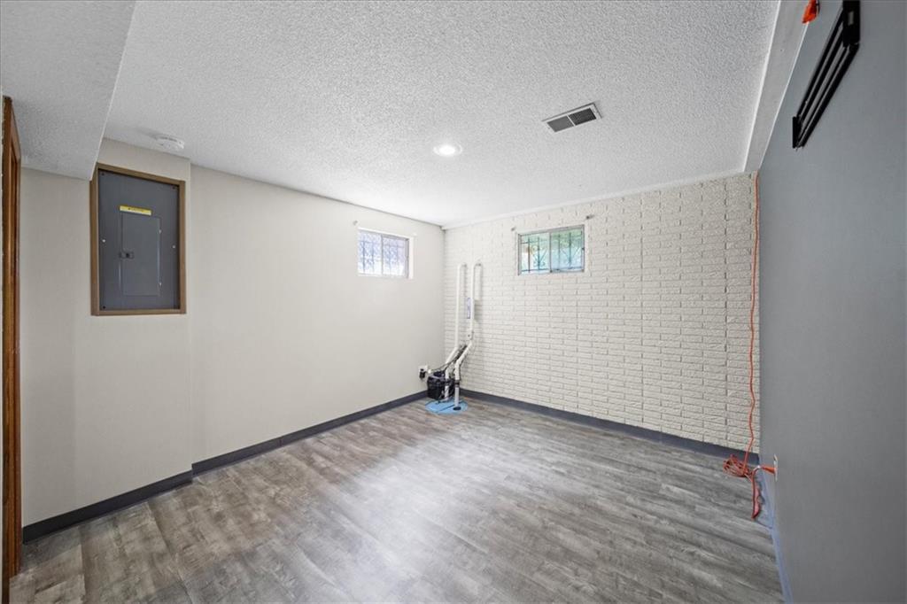 7511 NW 81st Street