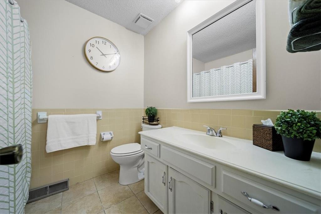 7511 NW 81st Street