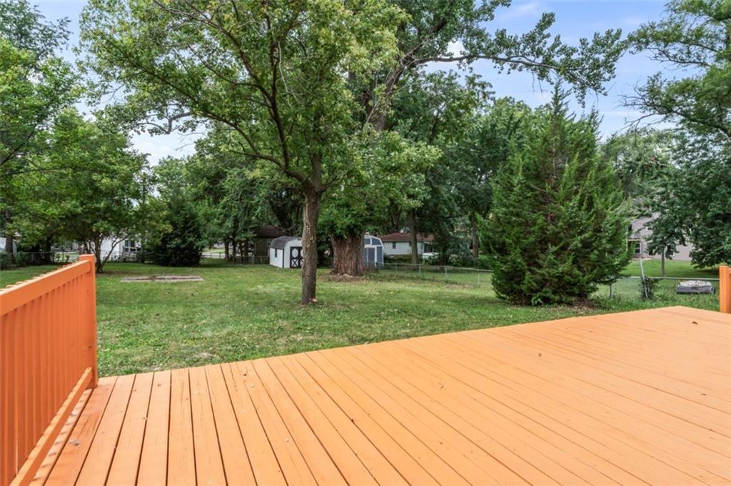 9805 W 89th Street
