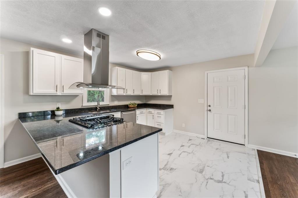 9805 W 89th Street