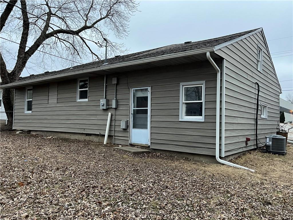 606 NE 76th Street