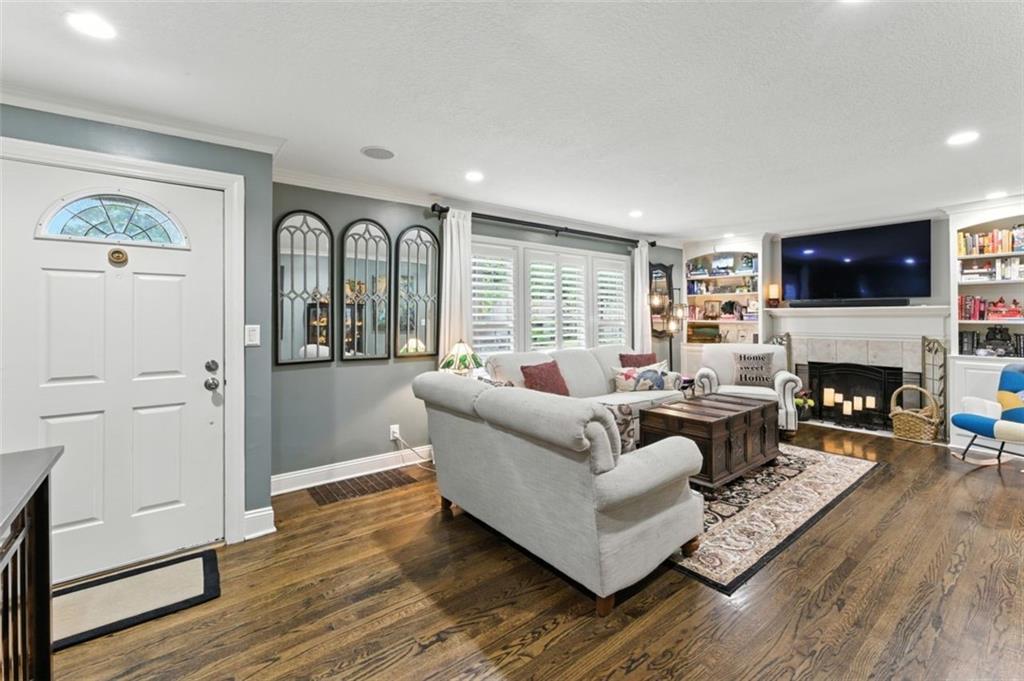 5101 Clark Drive