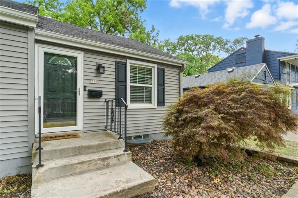 5101 Clark Drive
