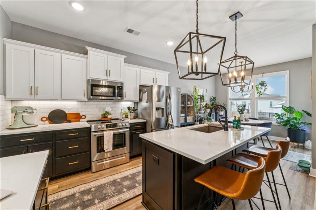 3728 NW Old Stagecoach Road