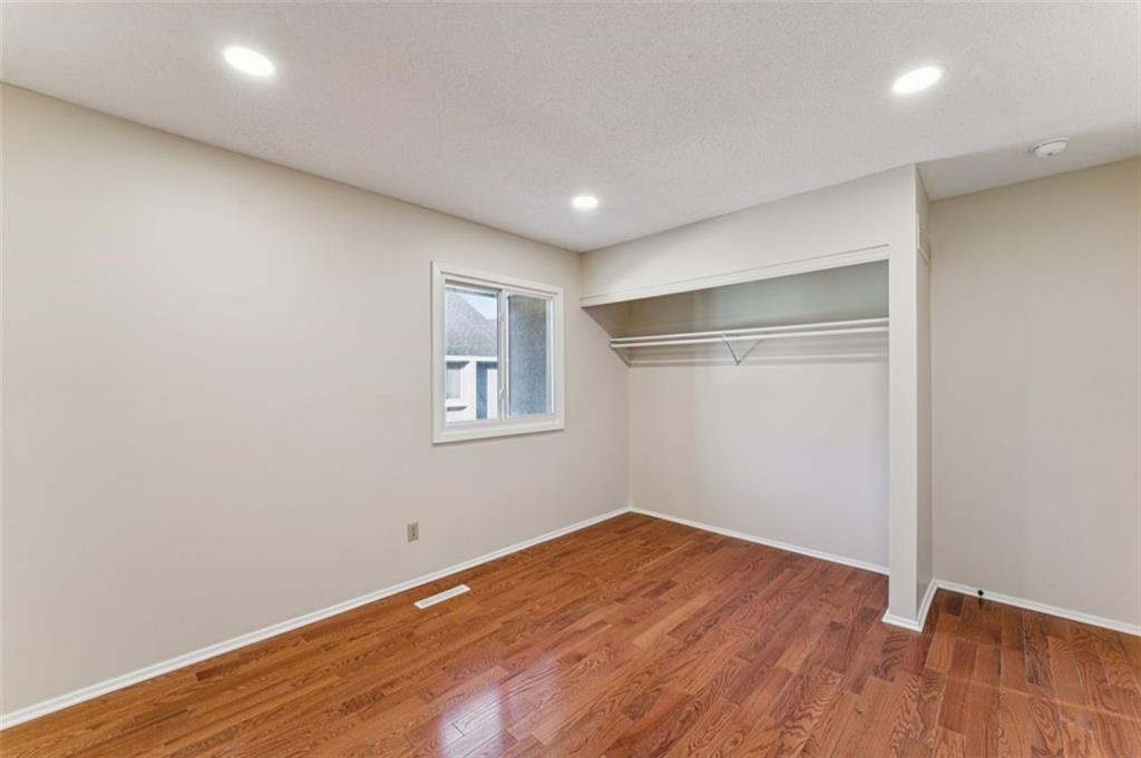 10902 Bradshaw Street