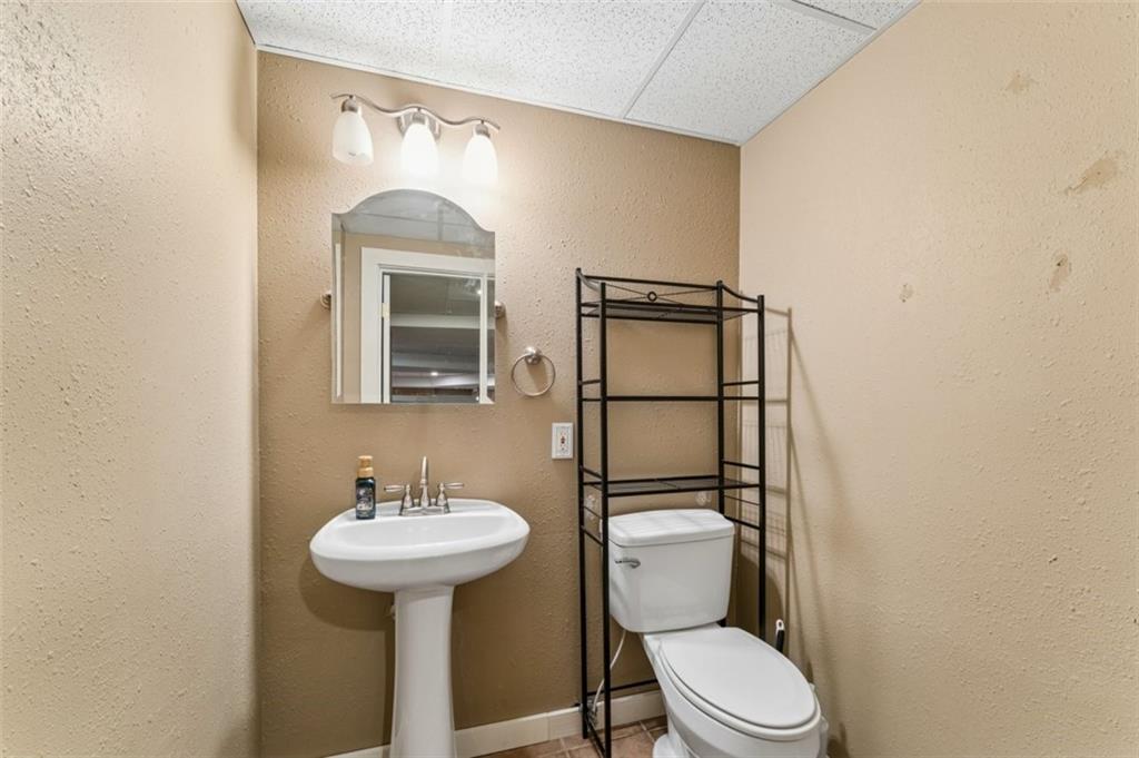 1011 Foxtail Drive