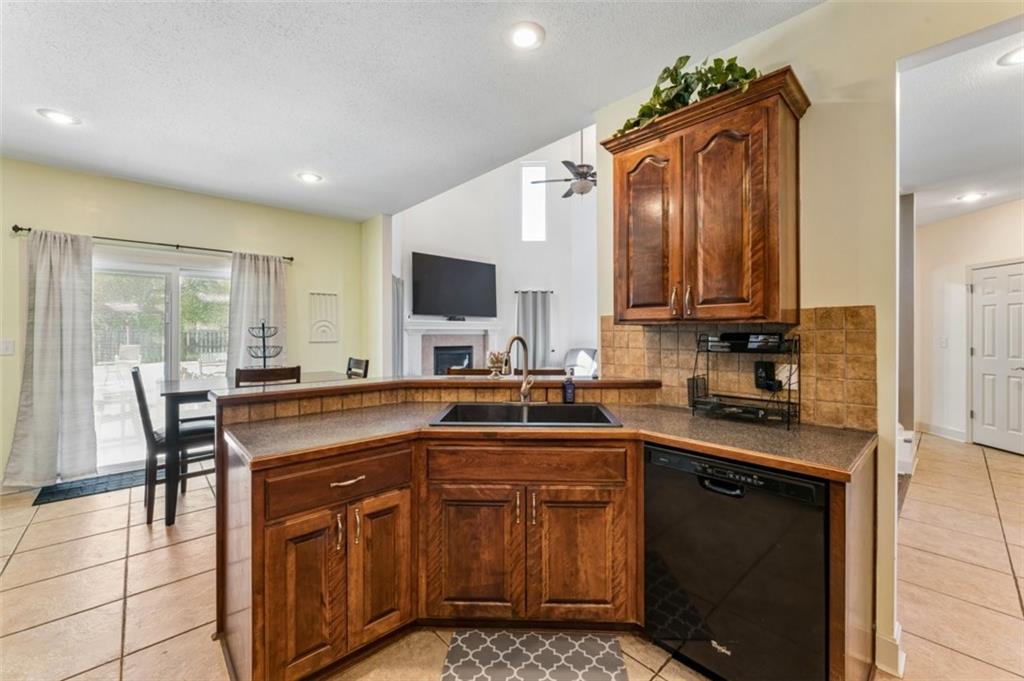 1011 Foxtail Drive