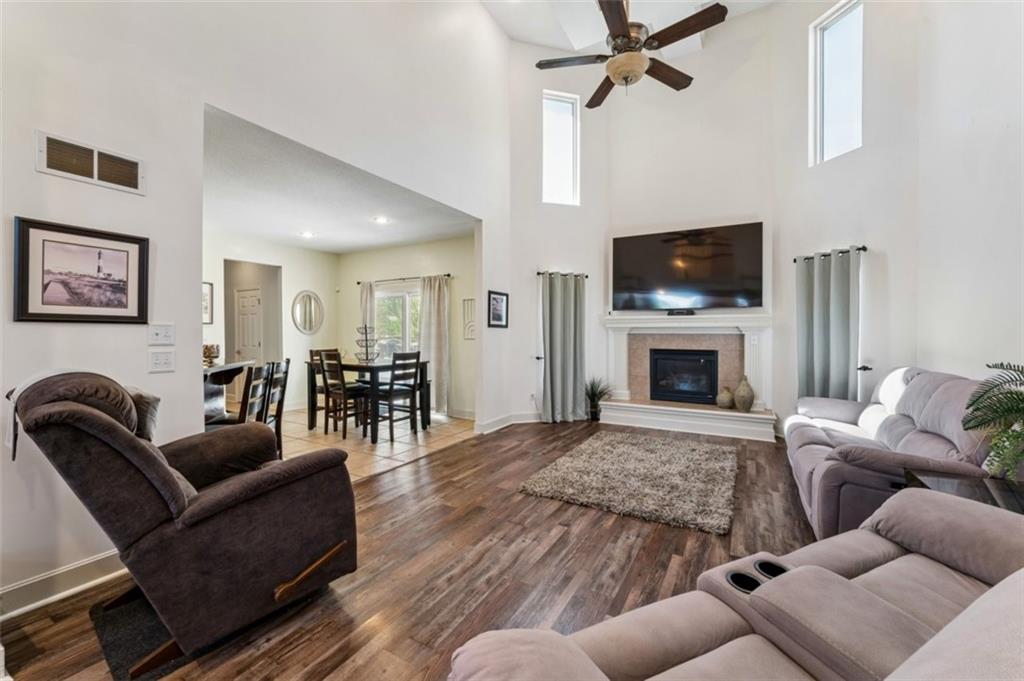 1011 Foxtail Drive