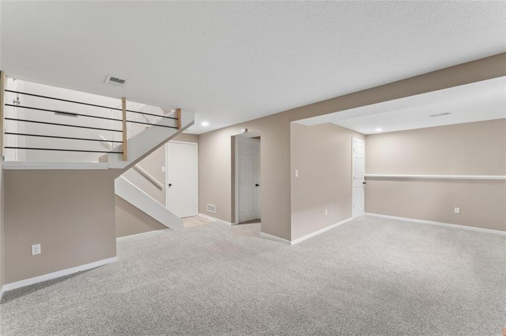 604 S Montclaire Drive