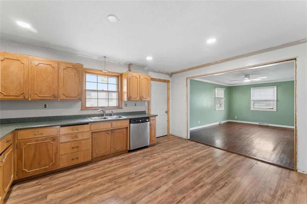 101 W Insley Avenue