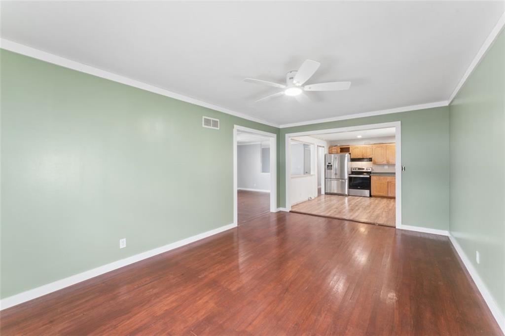 101 W Insley Avenue