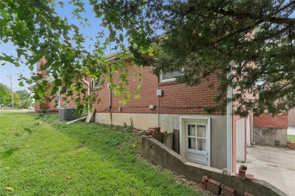 101 W Insley Avenue