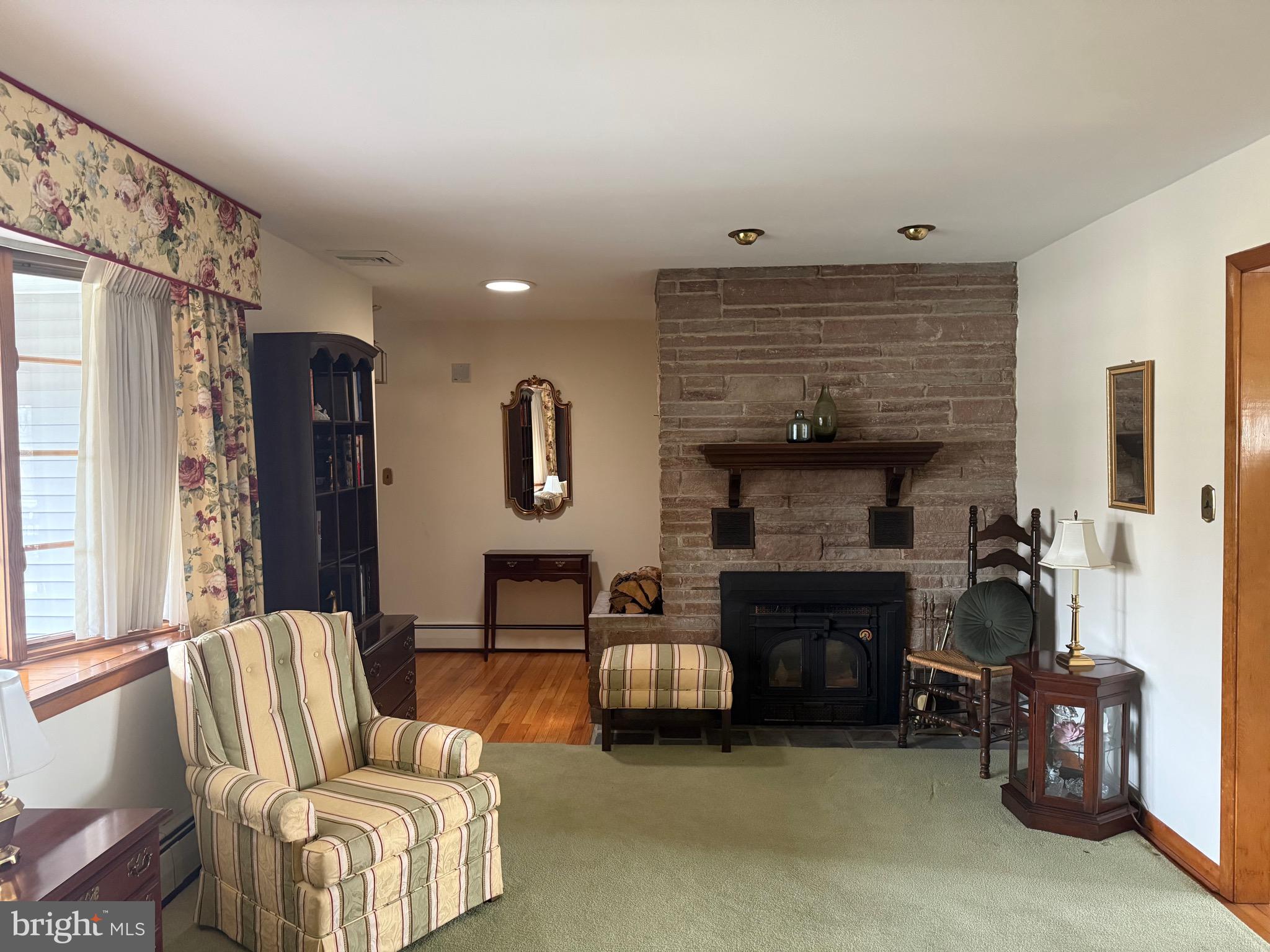 134 CROSSWICKS ELLISDALE ROAD