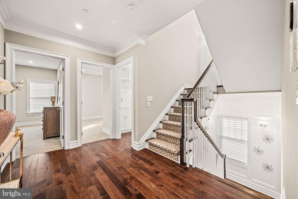 1839 WINDFLOWER LANE