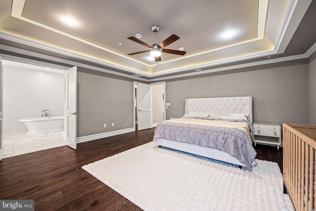 1839 WINDFLOWER LANE