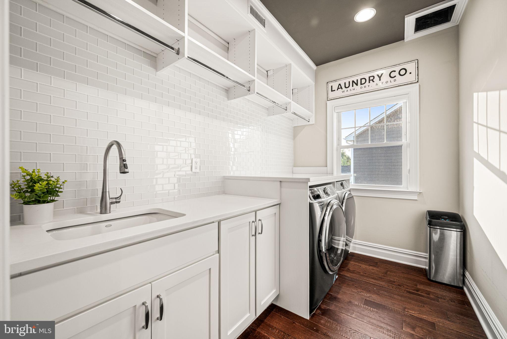 1839 WINDFLOWER LANE