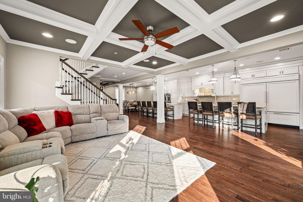 1839 WINDFLOWER LANE