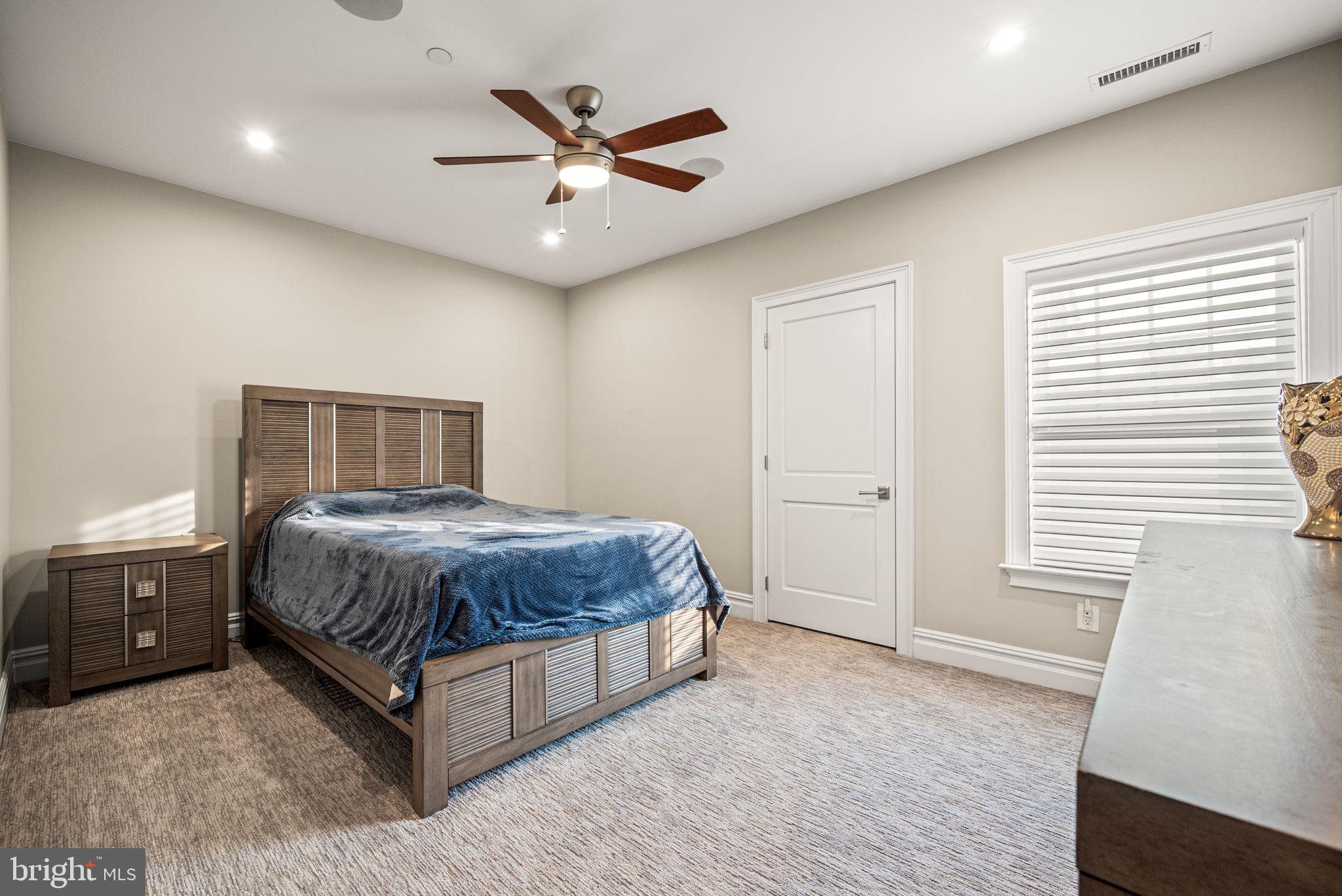 1839 WINDFLOWER LANE